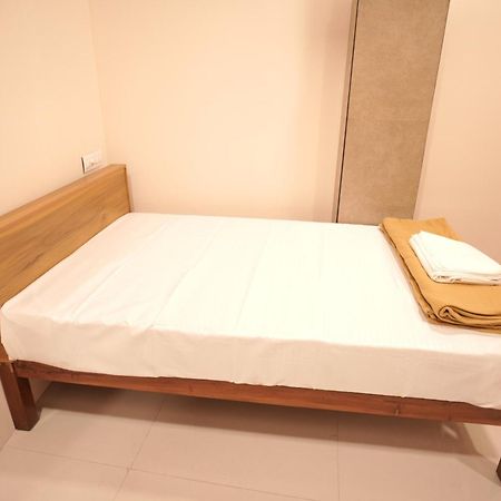 Hotel Reach Residency Kochi Exterior foto